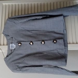 Short houndstooth pattern top